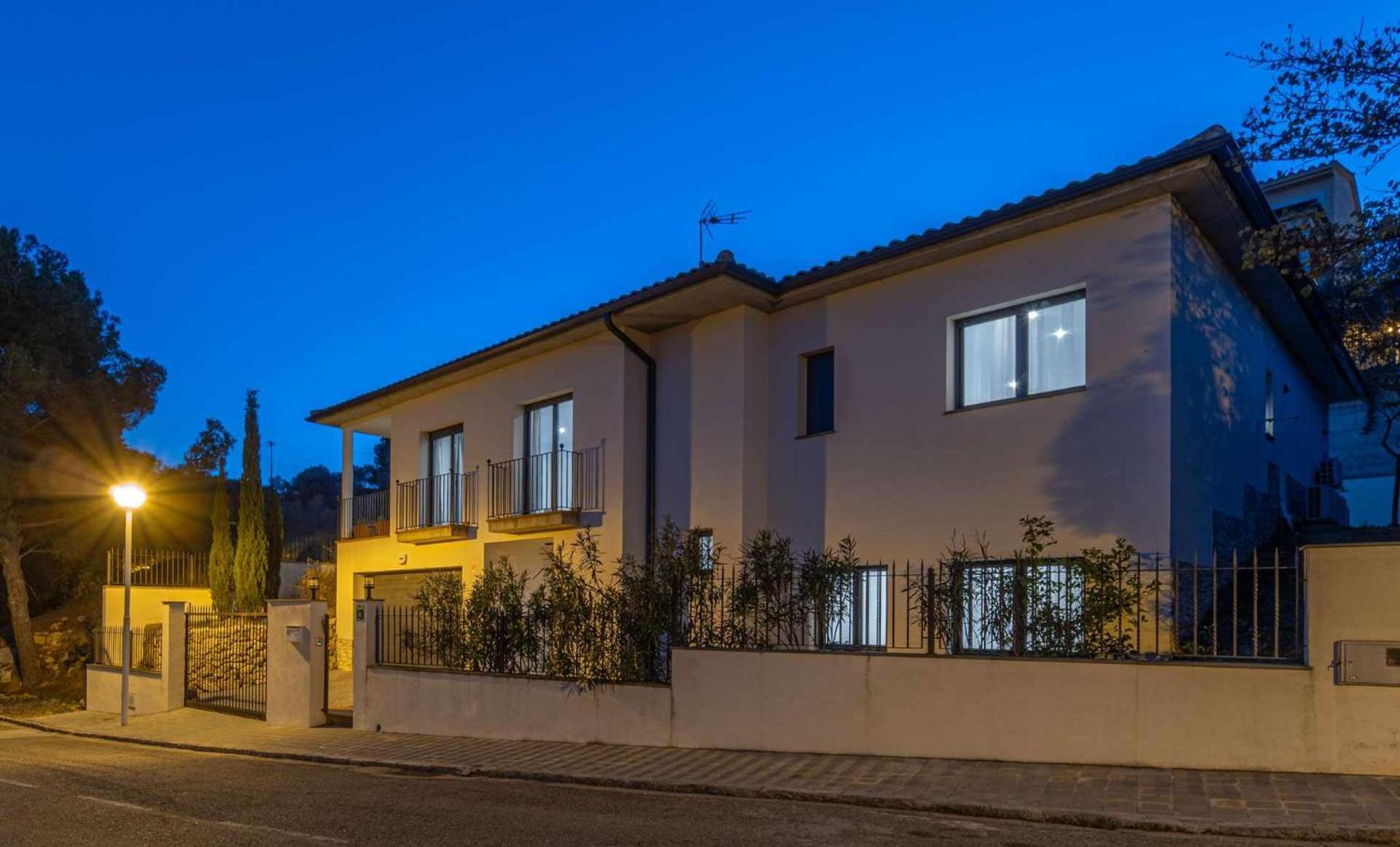 Jouvacations Villa Domenec Figueres  Luaran gambar