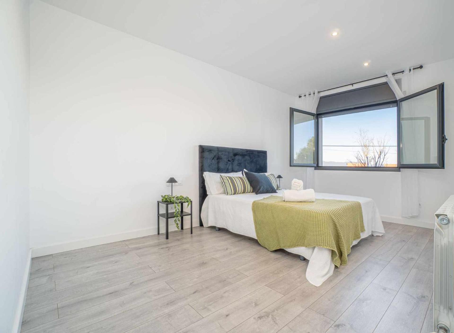 Jouvacations Villa Domenec Figueres  Luaran gambar