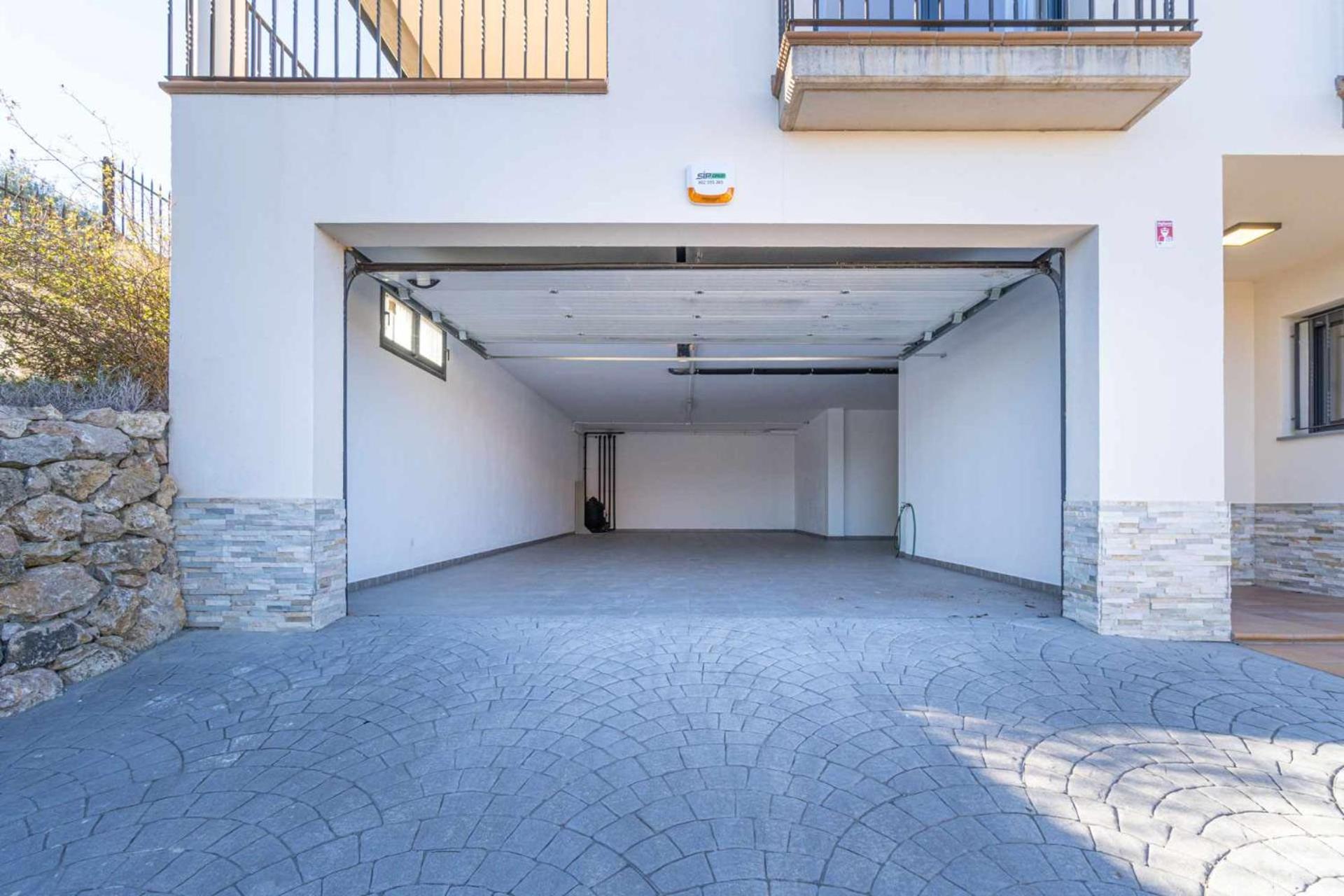Jouvacations Villa Domenec Figueres  Luaran gambar