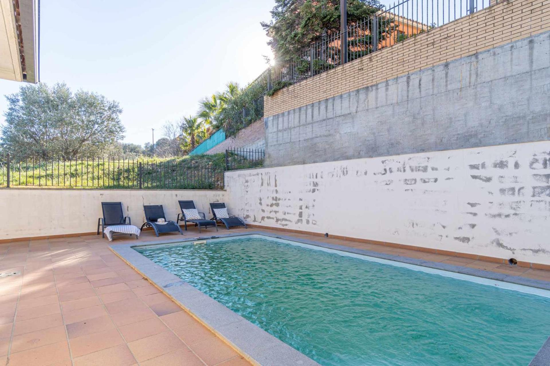 Jouvacations Villa Domenec Figueres  Luaran gambar