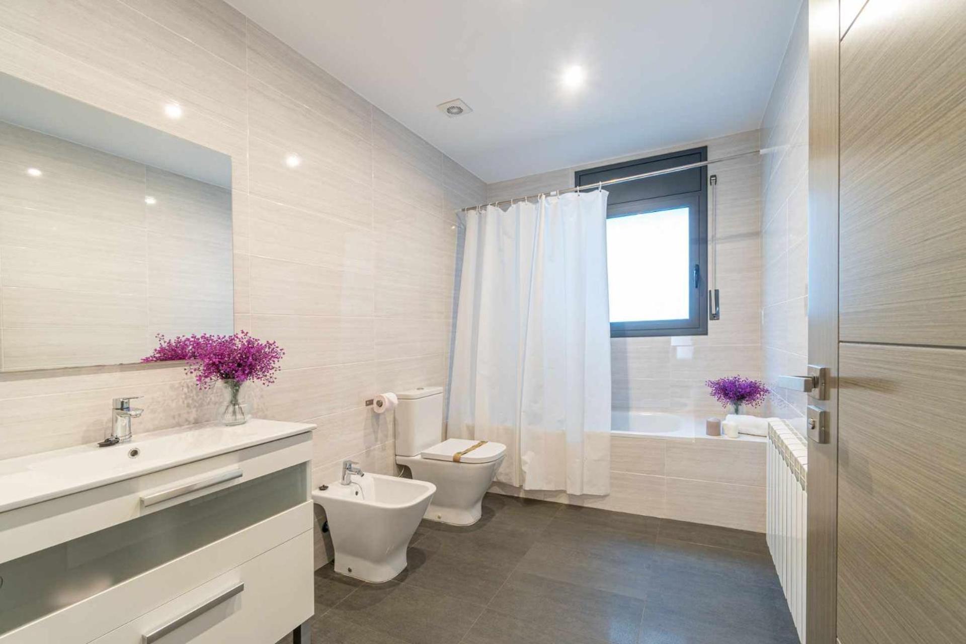Jouvacations Villa Domenec Figueres  Luaran gambar