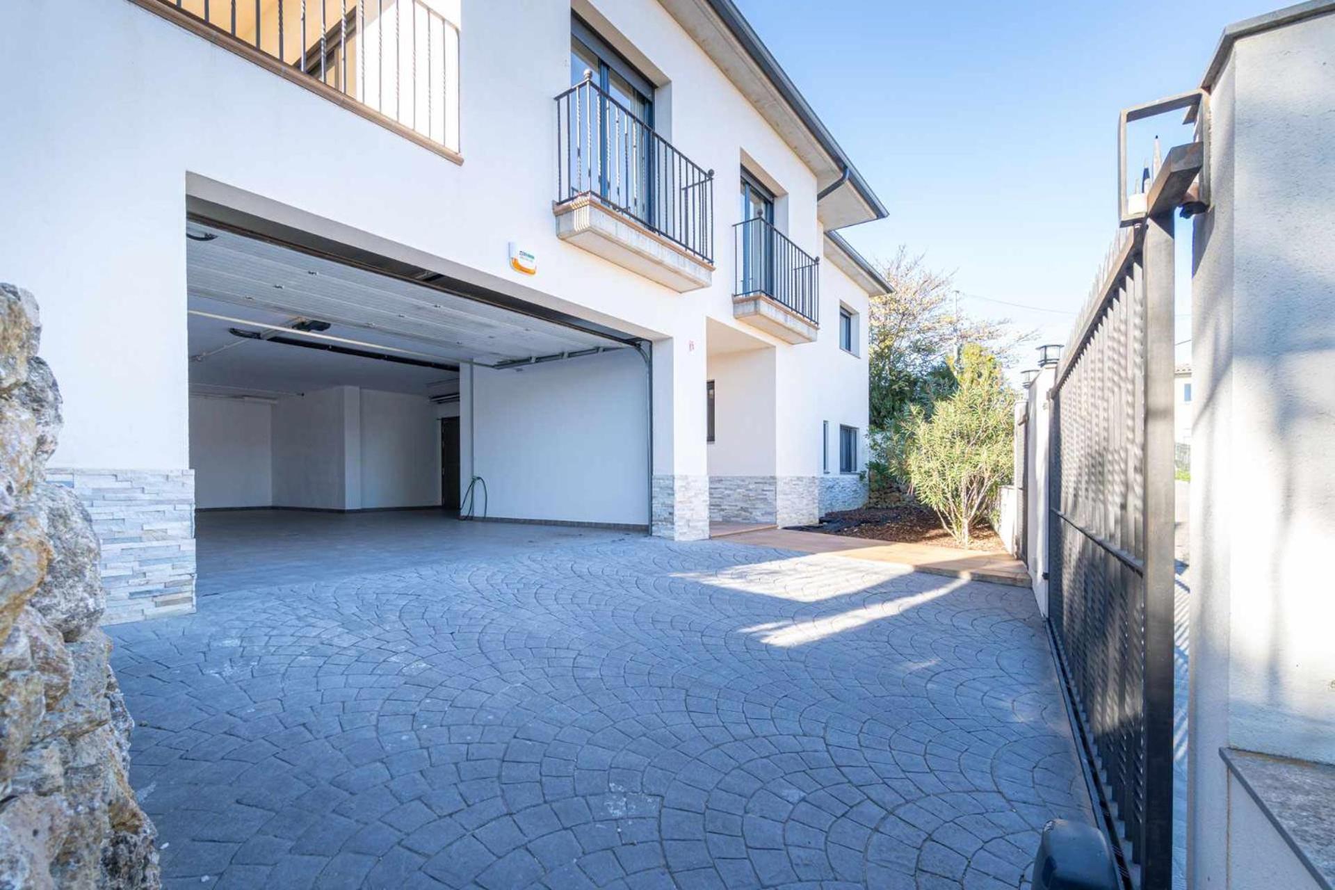 Jouvacations Villa Domenec Figueres  Luaran gambar