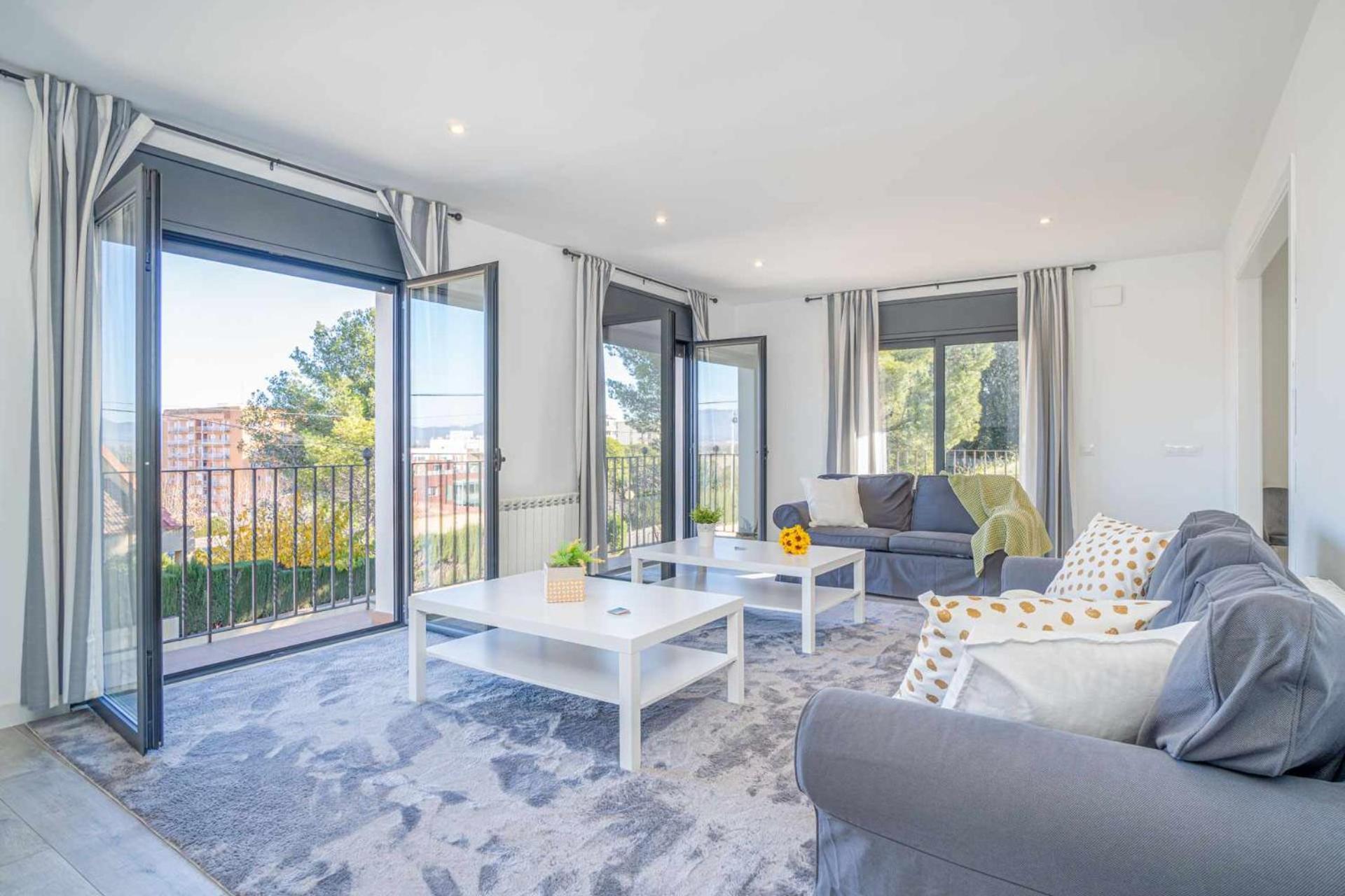 Jouvacations Villa Domenec Figueres  Luaran gambar
