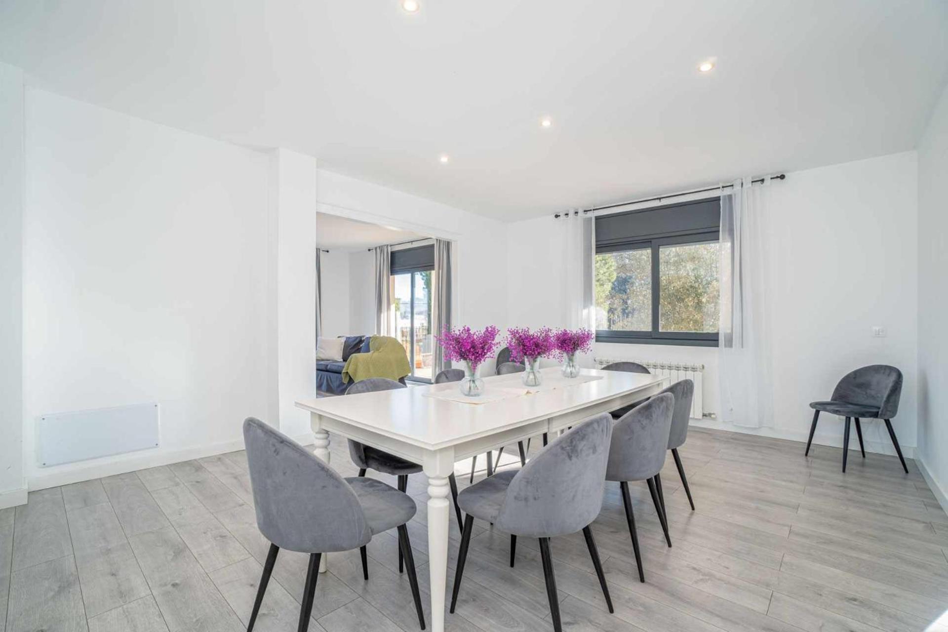 Jouvacations Villa Domenec Figueres  Luaran gambar